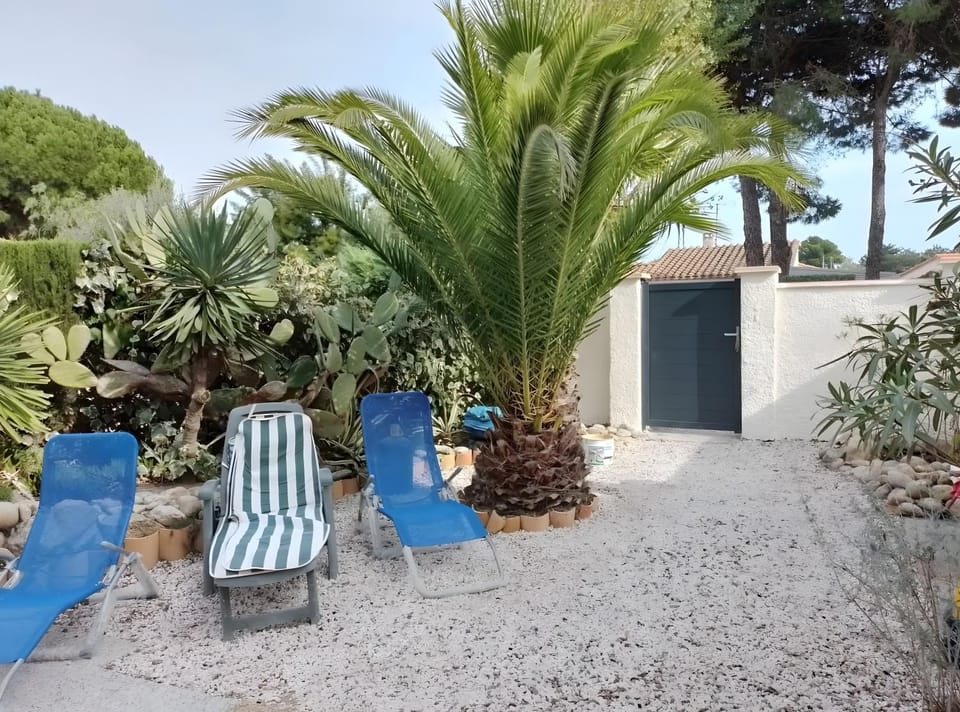 Property building, Living room, Swimming pool