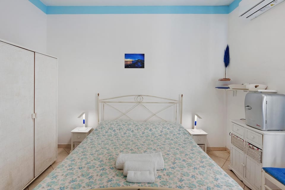 Stanza Privata a Casa di Eleonora Bed and Breakfast in Priora