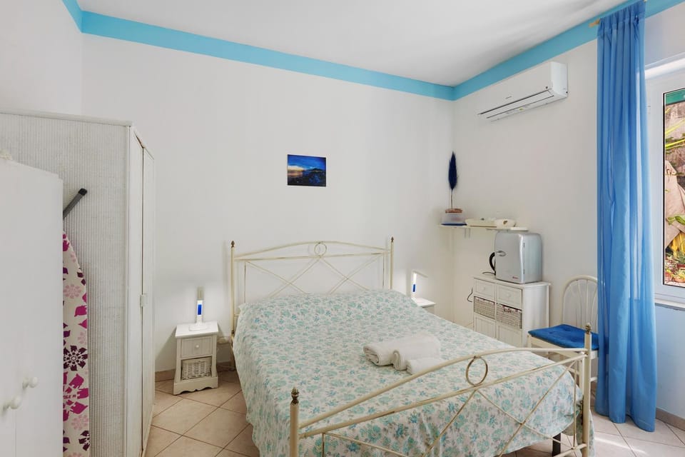 Stanza Privata a Casa di Eleonora Bed and Breakfast in Priora