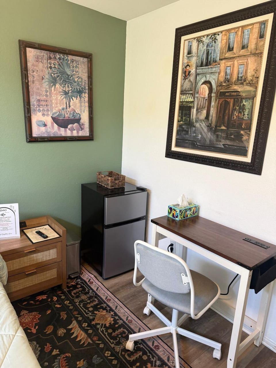 Modern Stylish Oceanside Room Vacation rental in Vista