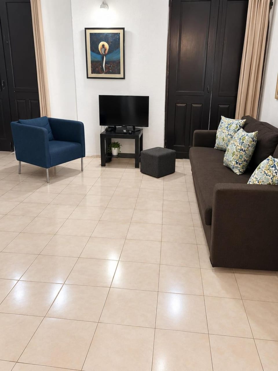 TV and multimedia, Seating area