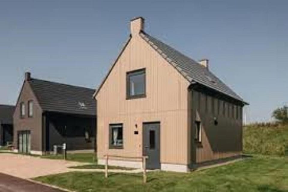 VEERSEKREEKDE Ferienvilla für 6 Personen direkt am Wasser House in Wolphaartsdijk