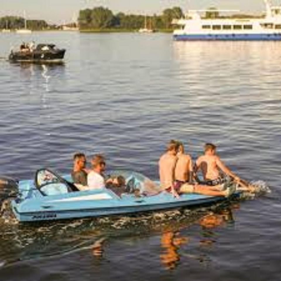 VEERSEKREEKDE Ferienvilla für 6 Personen direkt am Wasser House in Wolphaartsdijk