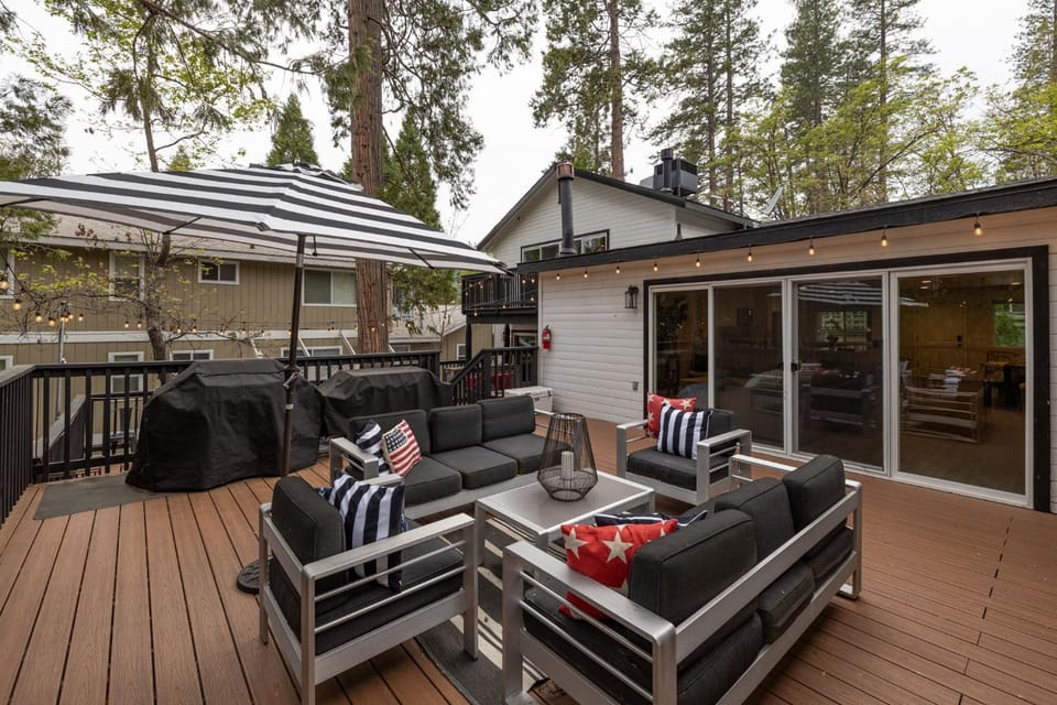 Chardonnay Chalet House in Bass Lake