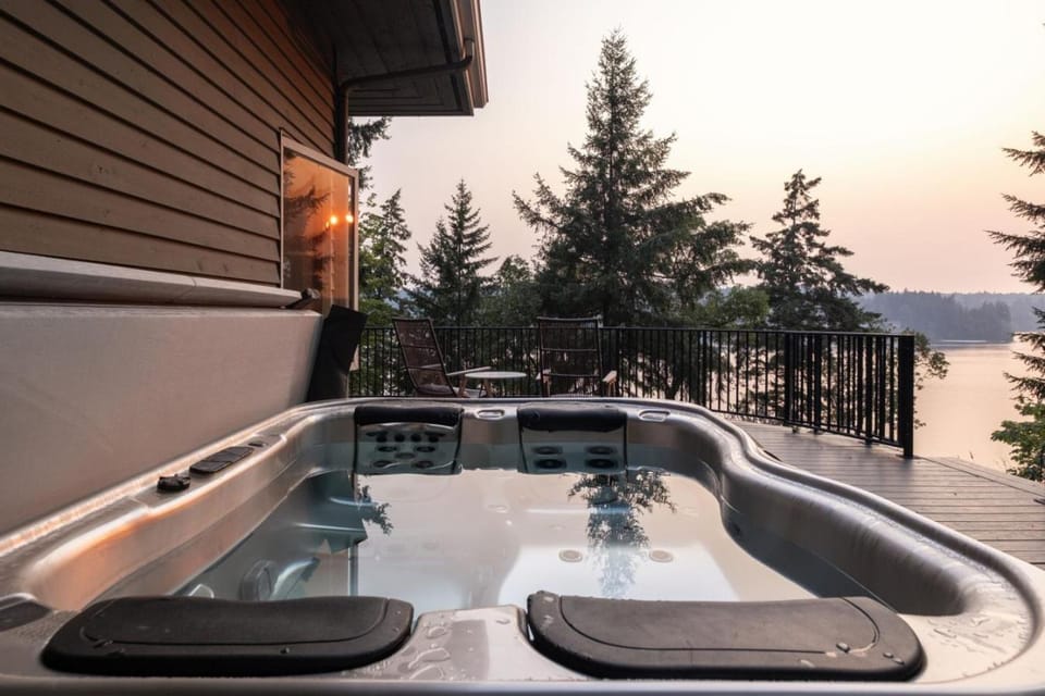 Bainbridge Waterfront Retreat | Beach + Hot Tub House in Bainbridge Island
