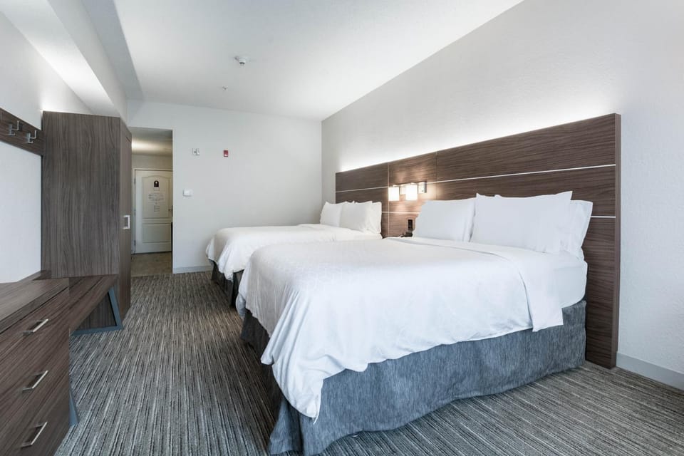 Holiday Inn Express Hotel & Suites Jasper by IHG Hotel in Indiana