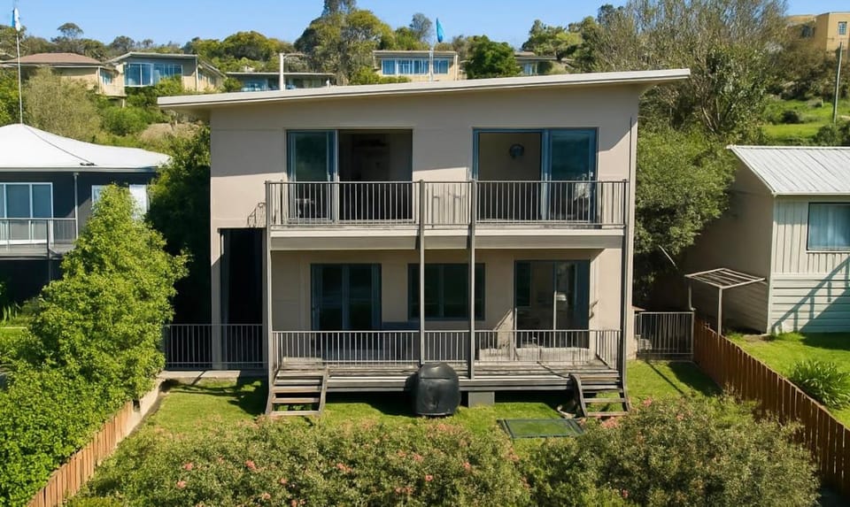 Beachside Pambula Beach House in Pambula Beach