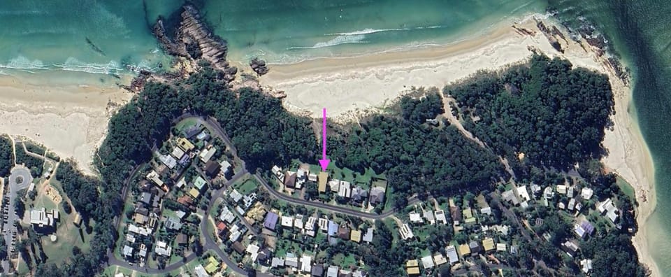Beachside Pambula Beach House in Pambula Beach