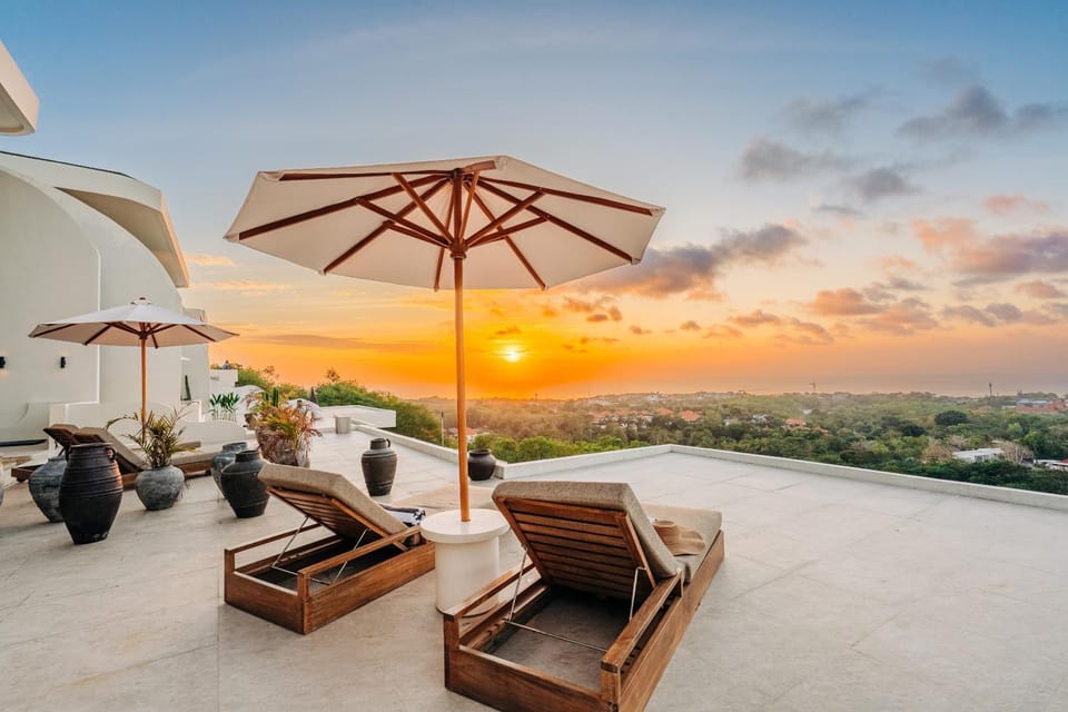 Day, Natural landscape, View (from property/room), Balcony/Terrace, Swimming pool, Sunset, sunbed