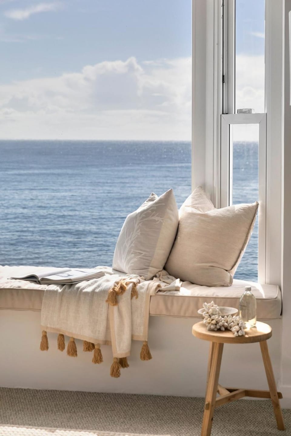 Luxury Manly Oceanfront Getaway Apartment in Manly