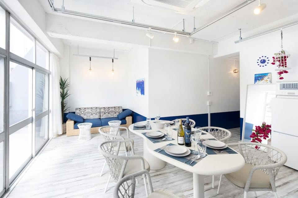Tree Village401 Spacious stay near Nanba and USJ Apartment in Osaka