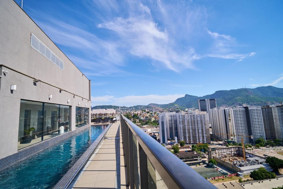 City view, Swimming pool