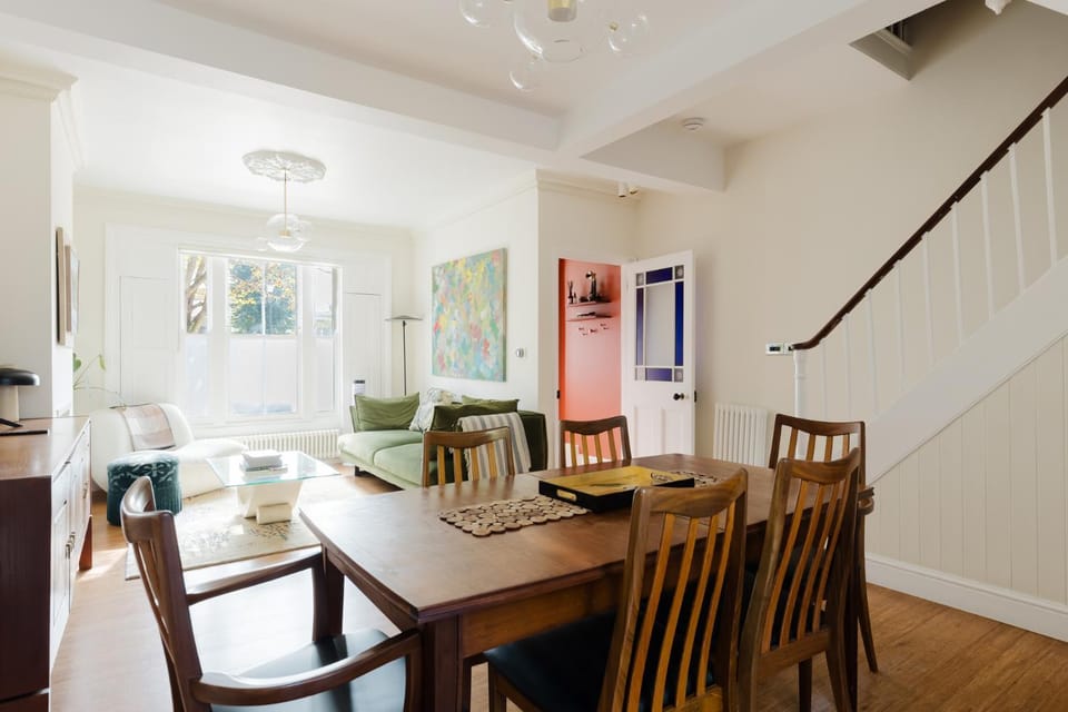 Atmospheric 2BDR Home in the Heart of East London Apartment in London Borough of Hackney