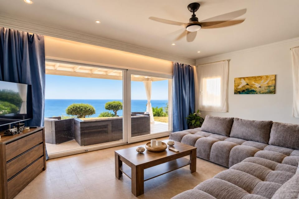Villa Vardia-Amazing Seaviews with heated pool Villa in Peloponnese, Western Greece and the Ionian