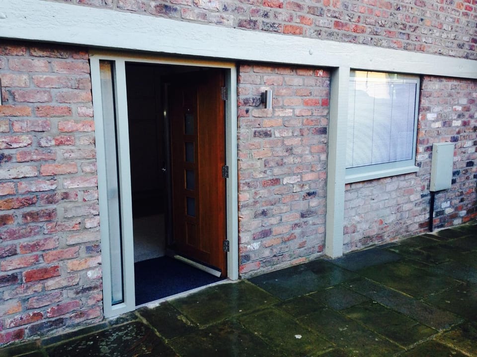 Facade/entrance, Day