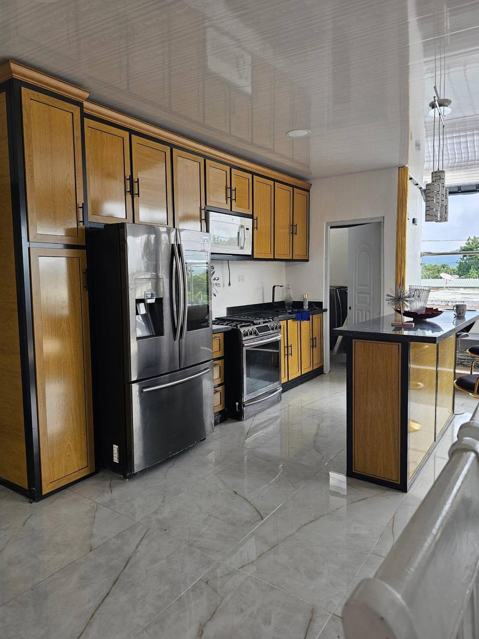 microwave, oven, kitchen