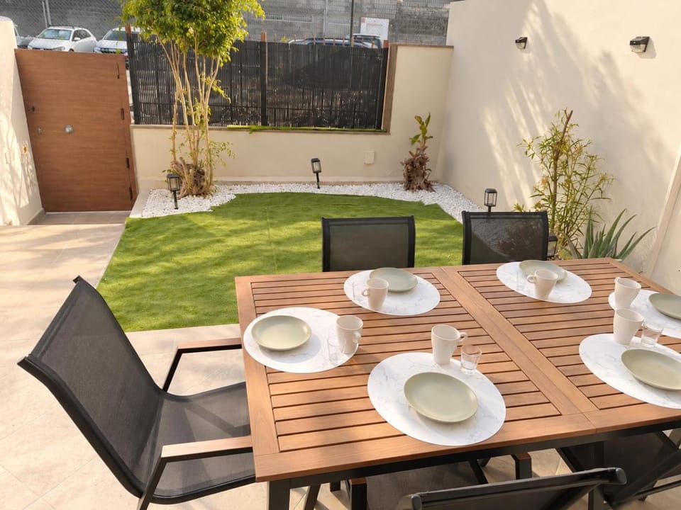 Day, Balcony/Terrace