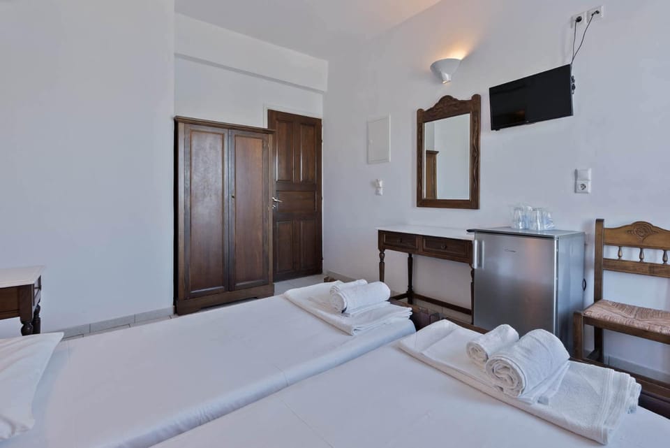 Agyrovoli Rooms Apartment hotel in Decentralized Administration of the Aegean