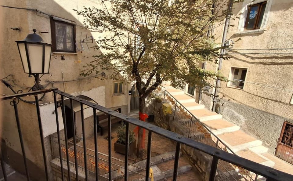 Neighbourhood, View (from property/room), Balcony/Terrace