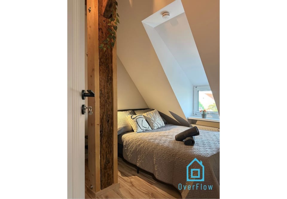 Jazz Room - 15 Minutes to Gdańsk Old Town & Seaside & Airport Vacation rental in Gdansk