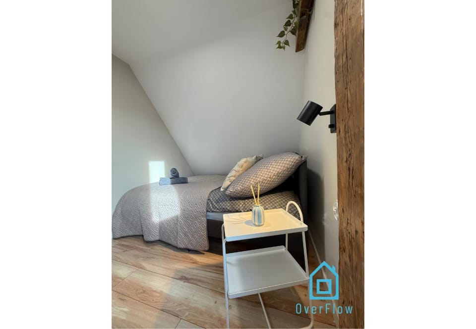 Angel Mood Room - 15 Minutes to Gdańsk Old Town & Seaside & Airport Vacation rental in Gdansk