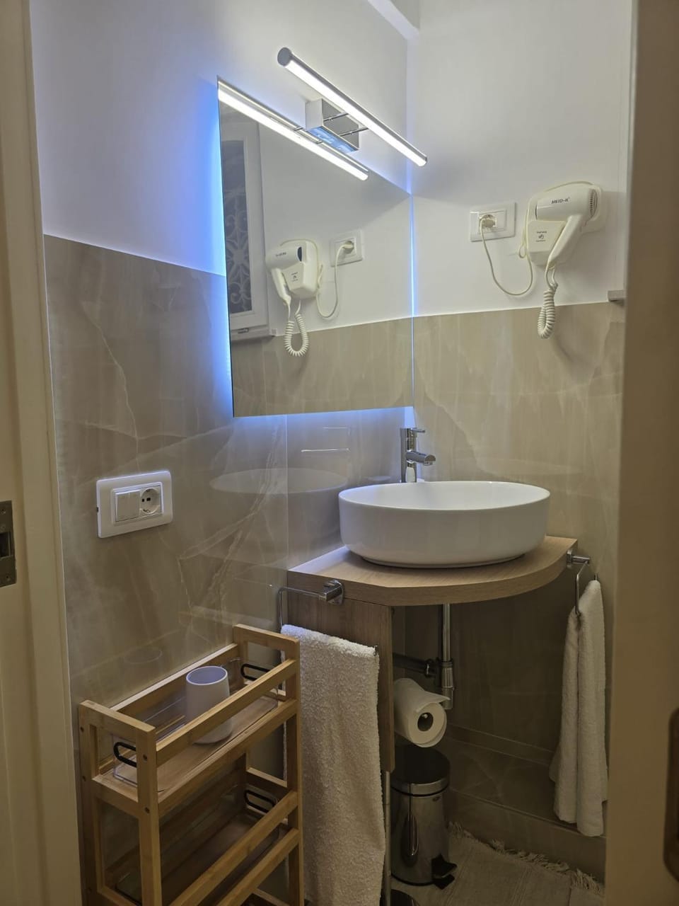 old place guest home Apartment in Salerno