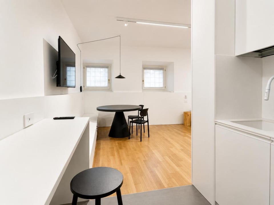 TV and multimedia, Dining area, oven