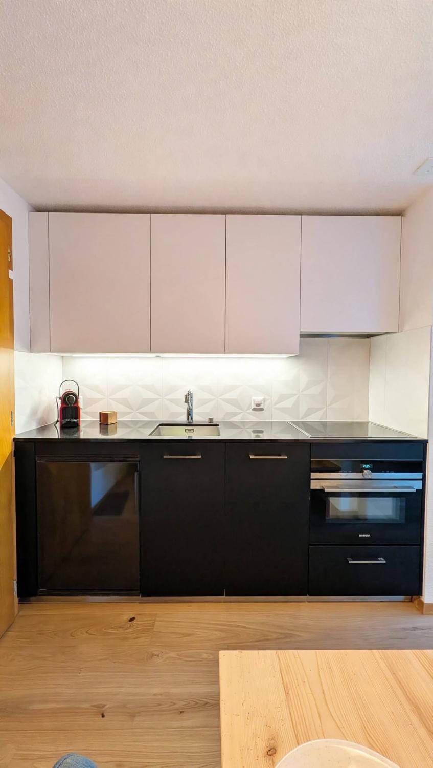 Kitchen or kitchenette, stove