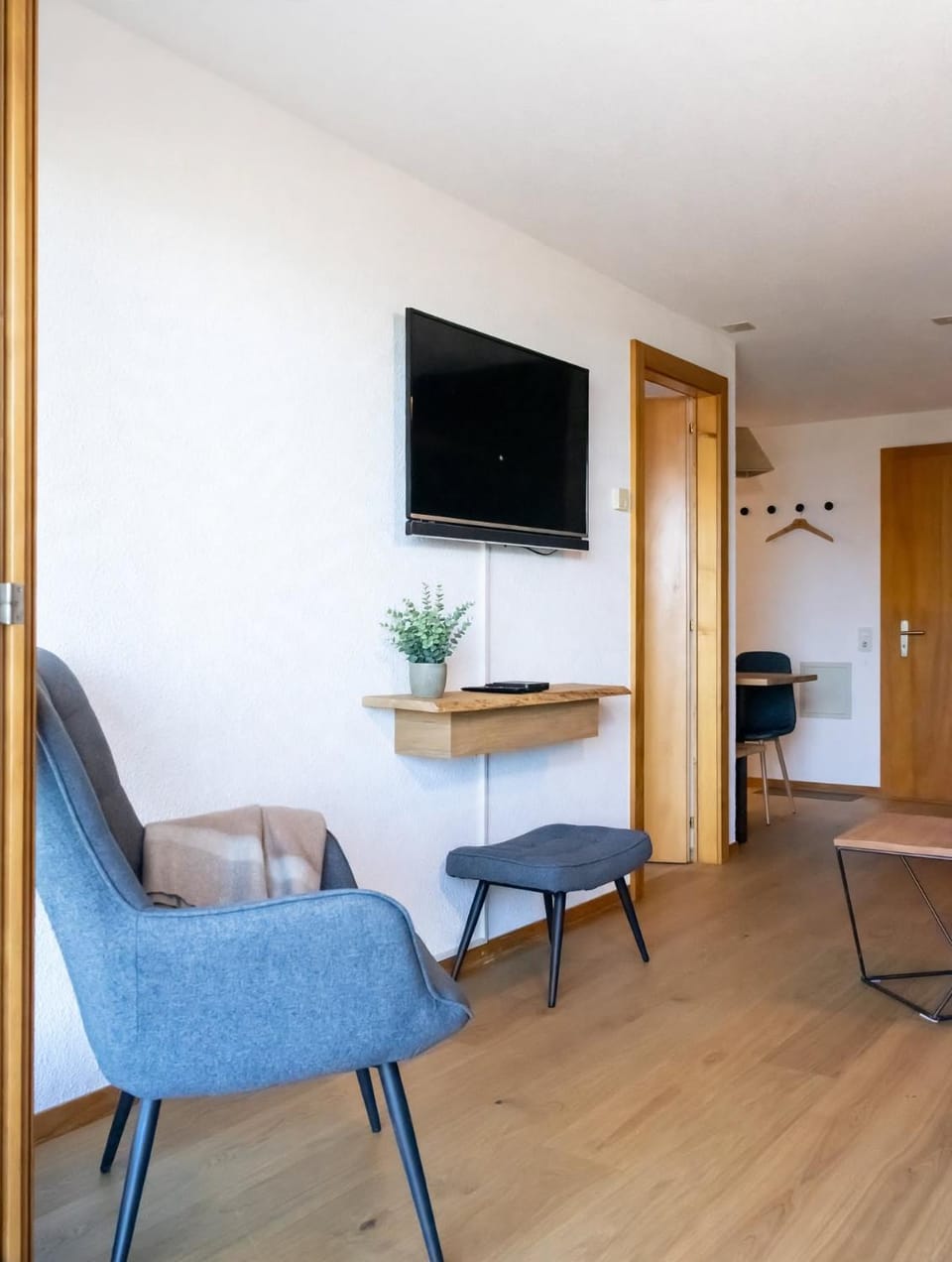Communal lounge/ TV room, Seating area
