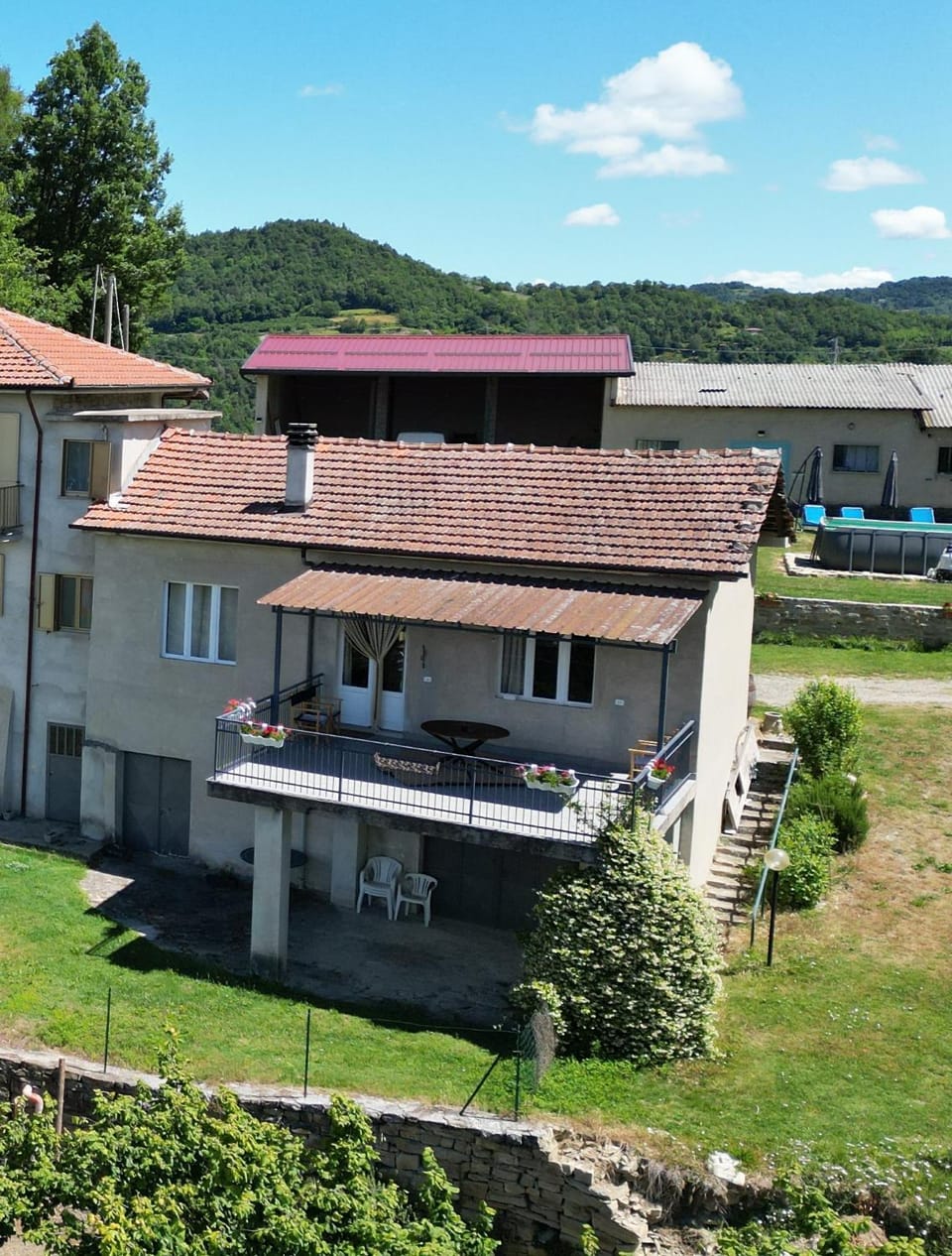 Property building, Balcony/Terrace