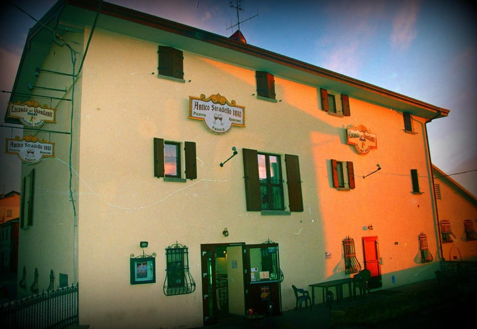 Facade/entrance, Italian breakfast, Lunch, Dinner, Alcoholic drinks, Non alcoholic drinks