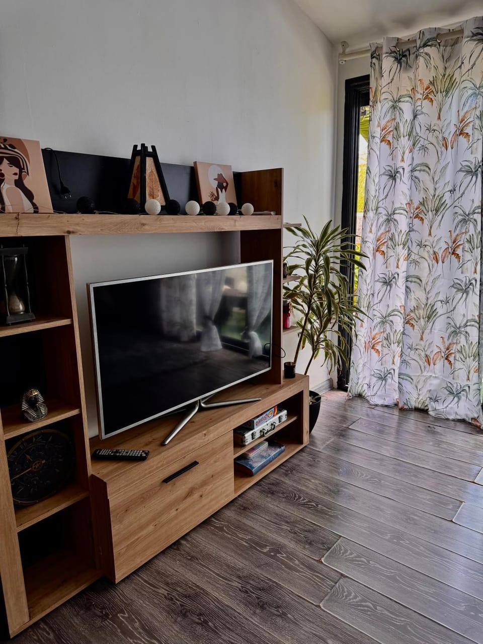 Communal lounge/ TV room, TV and multimedia