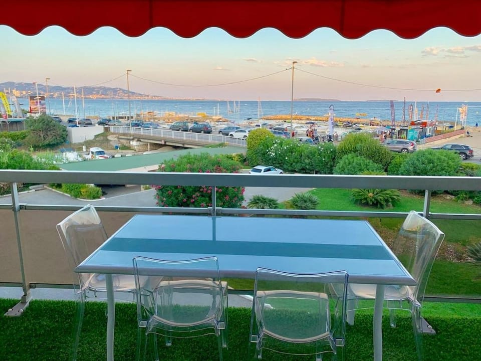 Patio, Balcony/Terrace, Dining area