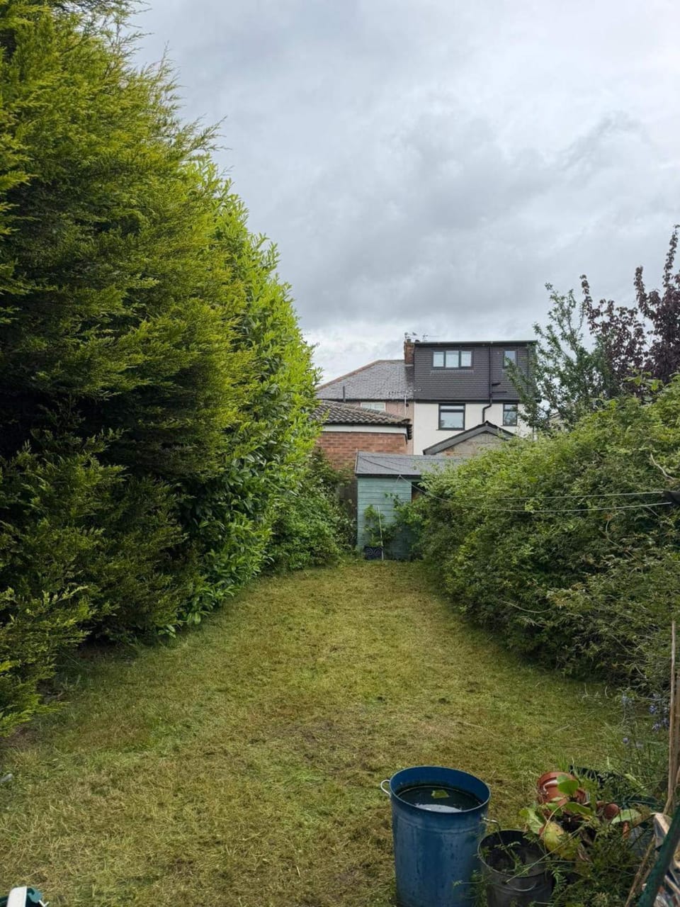 Property building, Day, Garden, Garden view