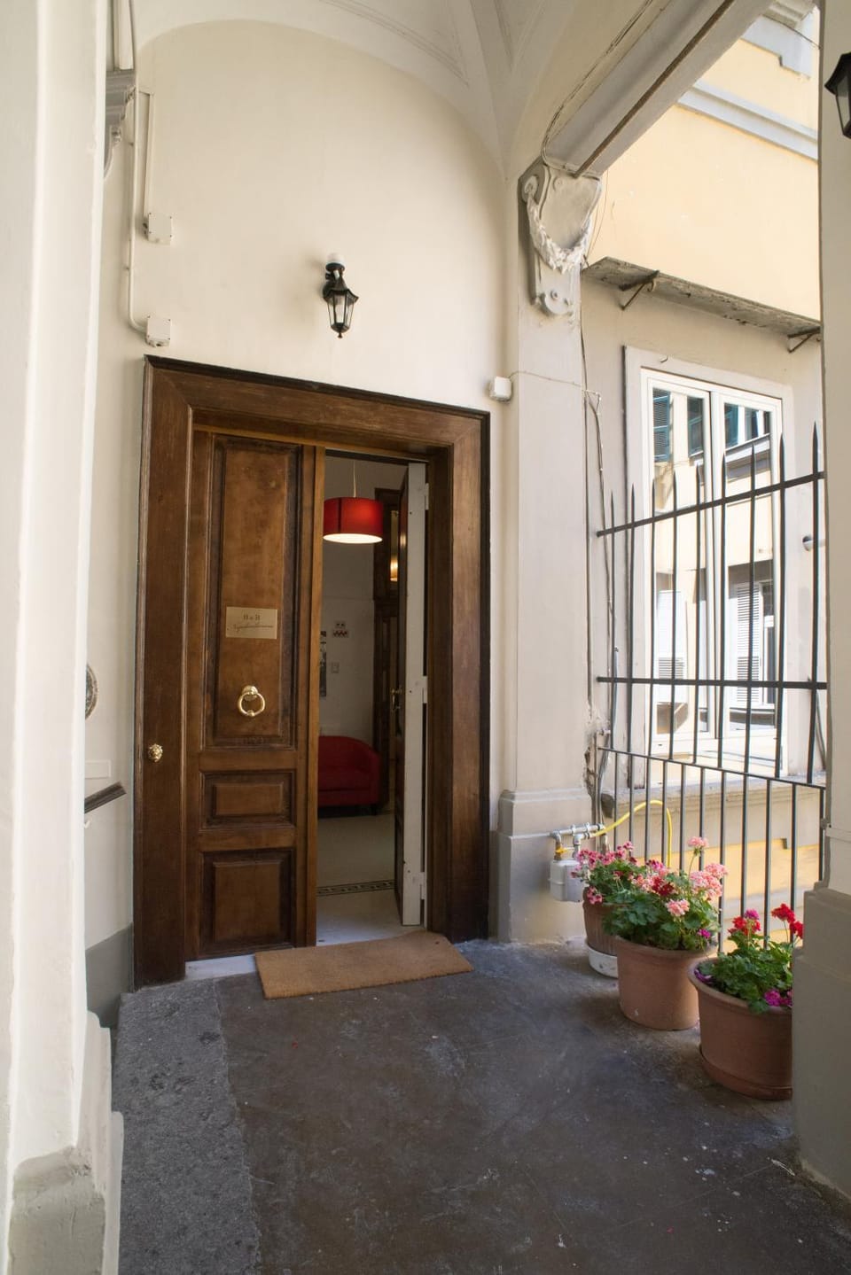 Facade/entrance, Internal: Not applicable to any particular room