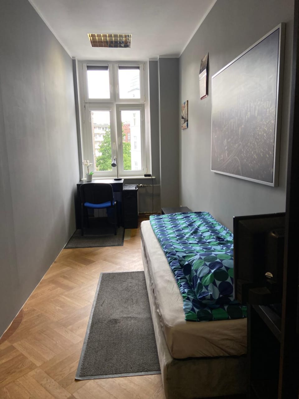 Photo of the whole room