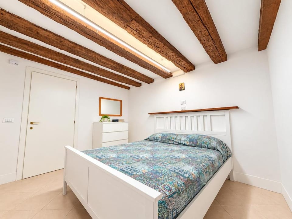 Le Ancore 1077 Venice Biennale & Castello Apartment in Lido di Venezia