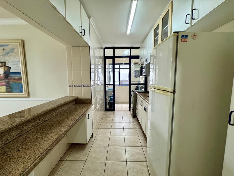 Kitchen or kitchenette, oven