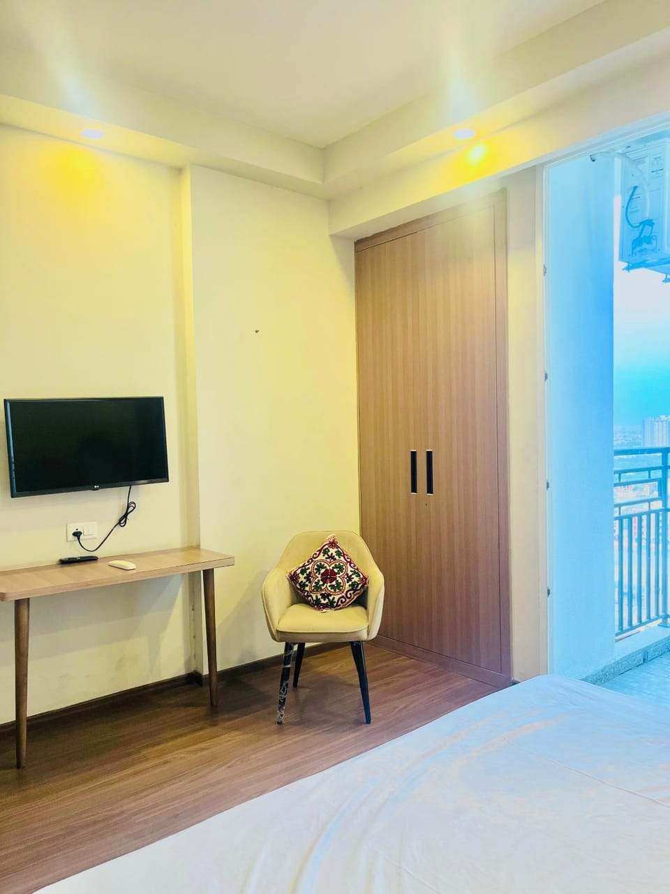 Happy stay Apartment in Uttar Pradesh