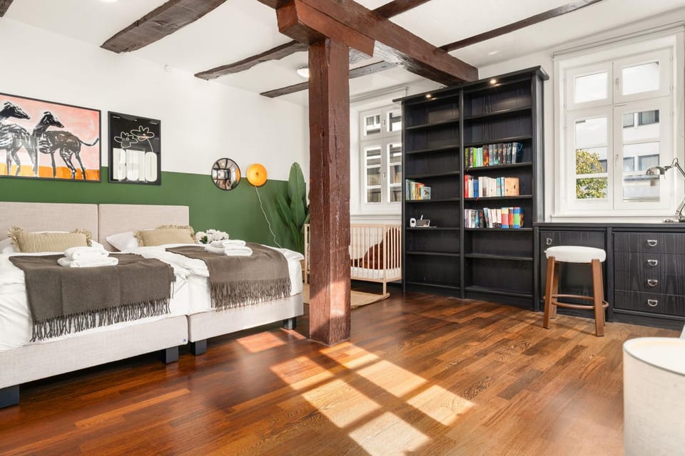 Library, Seating area, Bedroom, cot, towels