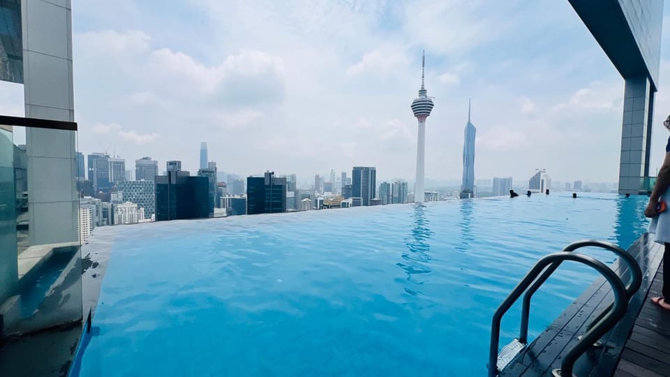 Day, City view, Pool view, Swimming pool, Swimming pool, sunbed