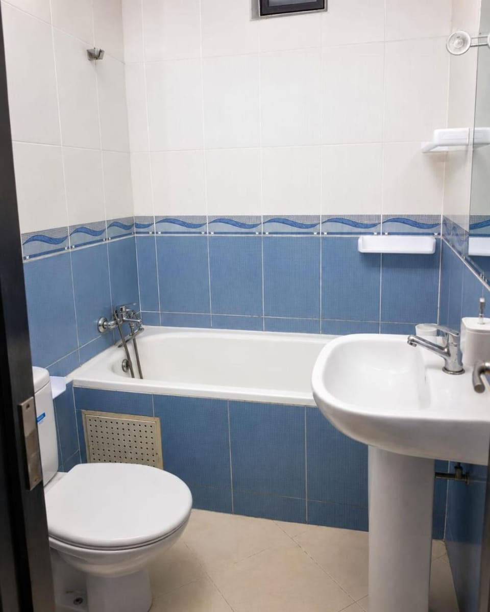 Tanger panama stay proch la gare TGV & cournich Apartment in Tangier