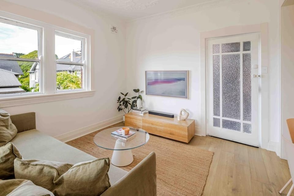 Poppys Pad - Peaceful neighbourhood steps to Manly Apartment in Manly