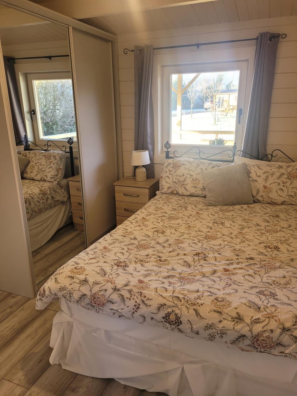 Nellies log cabin Cabin in Longford