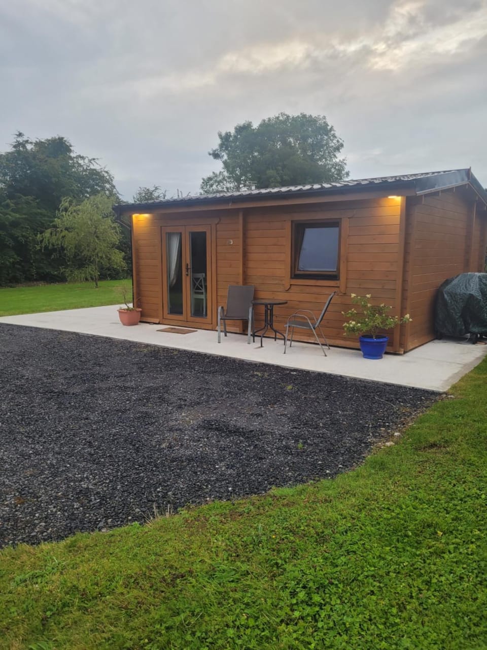 Nellies log cabin Cabin in Longford