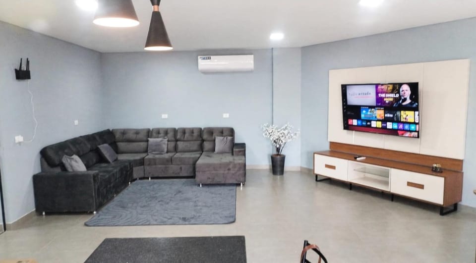 Casa Nova e Ampla para 14 Pessoas em Foz - 4 Quartos, 2 Suítes e Churrasqueira House in Foz do Iguaçu