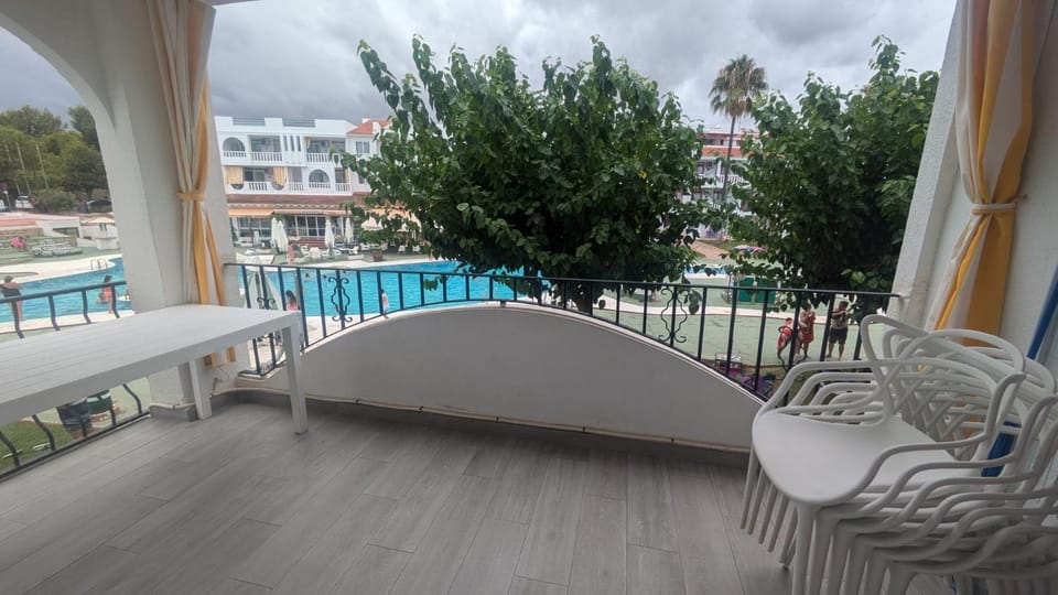 Balcony/Terrace, Pool view
