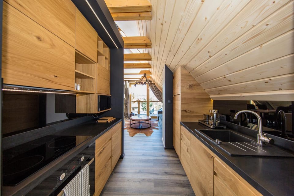 Kitchen or kitchenette, Living room