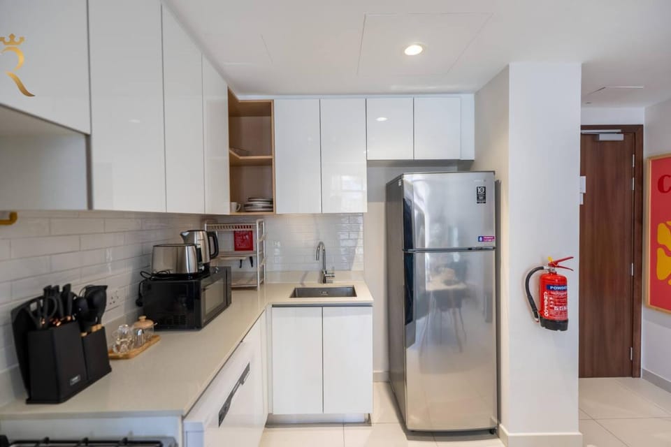 Luxury 1BR - Private Balcony & Stunning Al Reem Skyline Views Apartment in Abu Dhabi