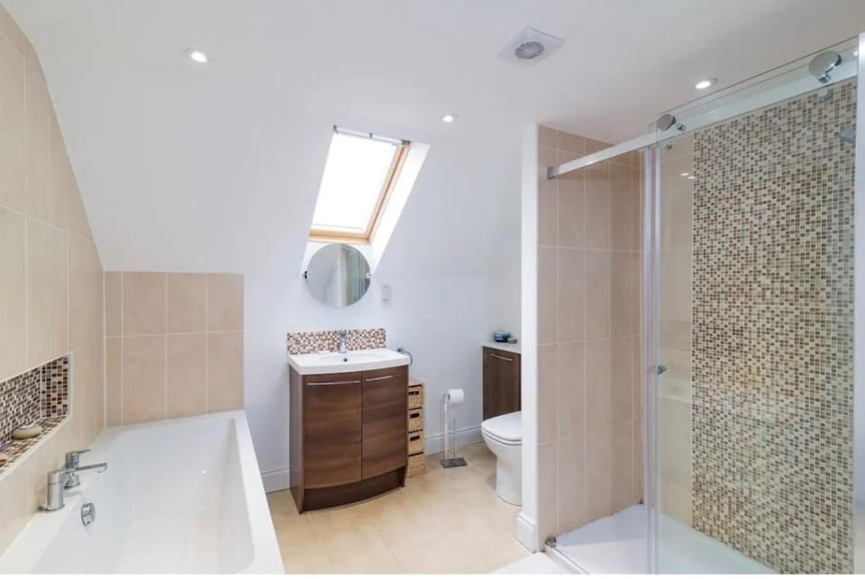 Meadowsweet home near Peterborough Sleeps 6 House in Huntingdonshire District
